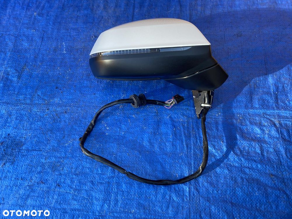 AUDI Q5 80A LIFT LS9R LUSTERKO PRAWE 15 PIN FOTOCHROM ASSYSTENT - 1