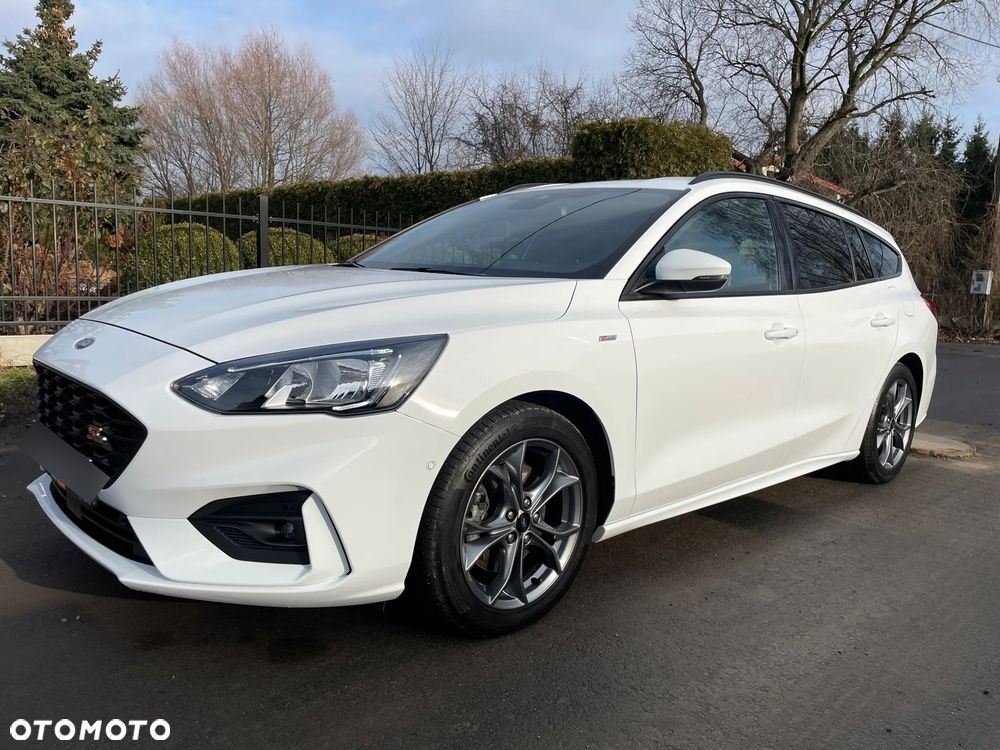 Ford Focus 1.0 EcoBoost Start-Stopp-System ST-LINE DESIGN - 19