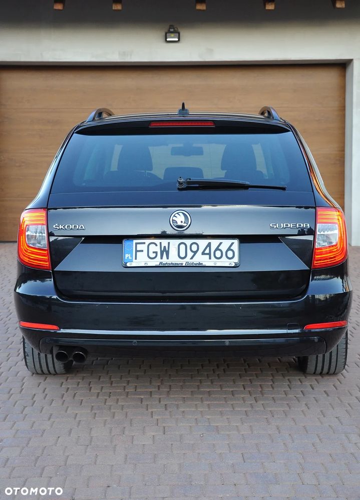 Skoda Superb 2.0 TDI Elegance - 5