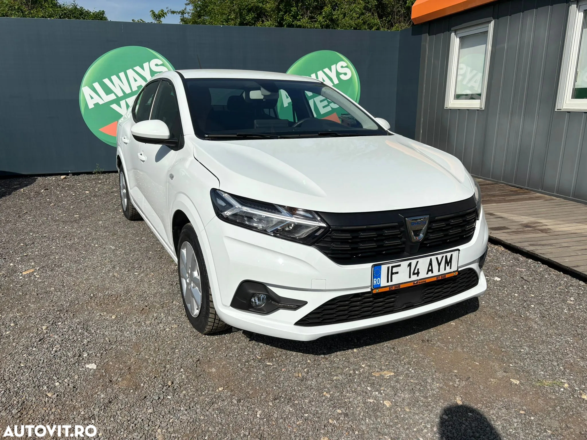 Dacia Logan TCe 90 MT5 Comfort - 2