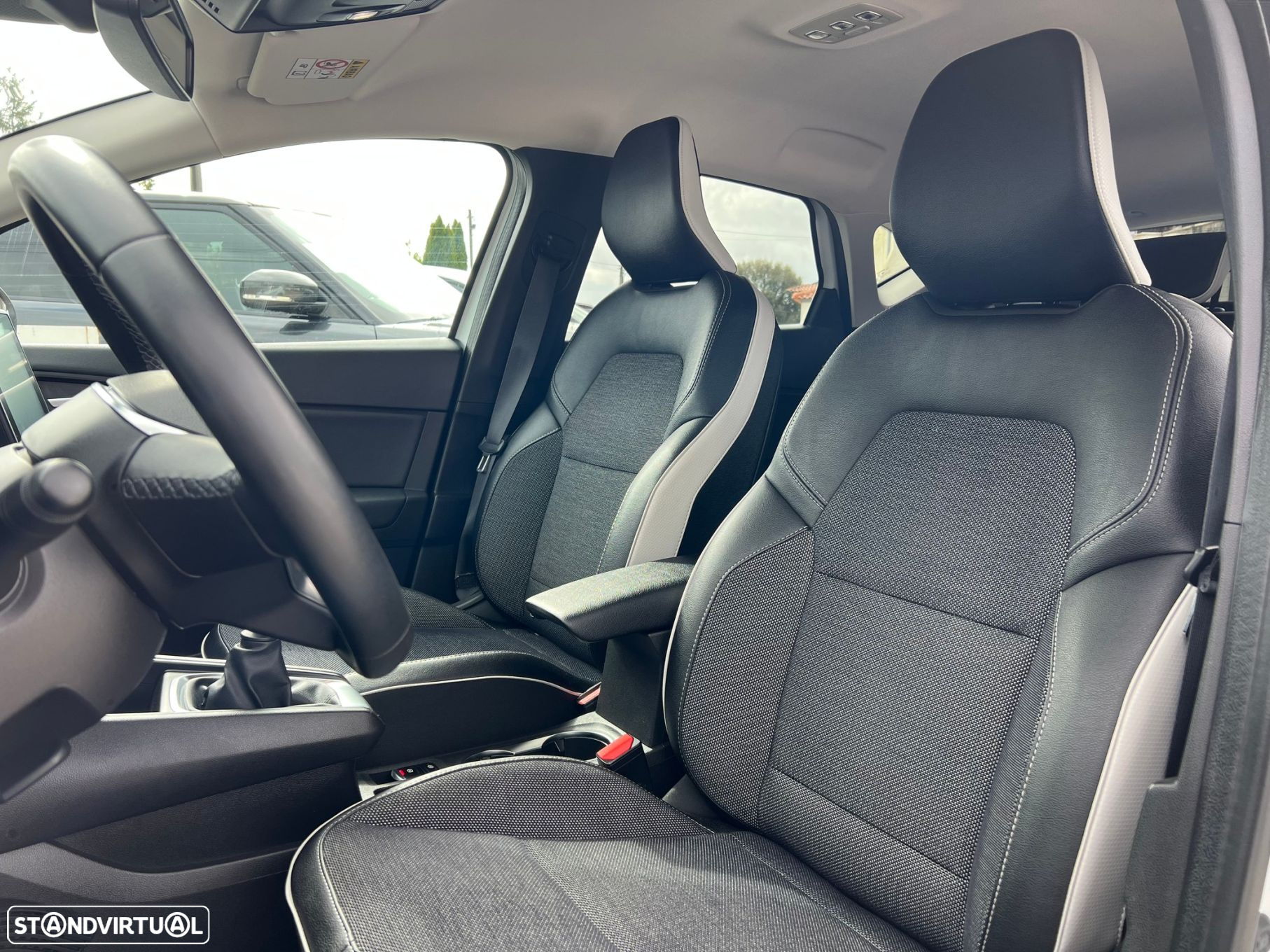 Renault Captur 1.0 TCe Exclusive - 14
