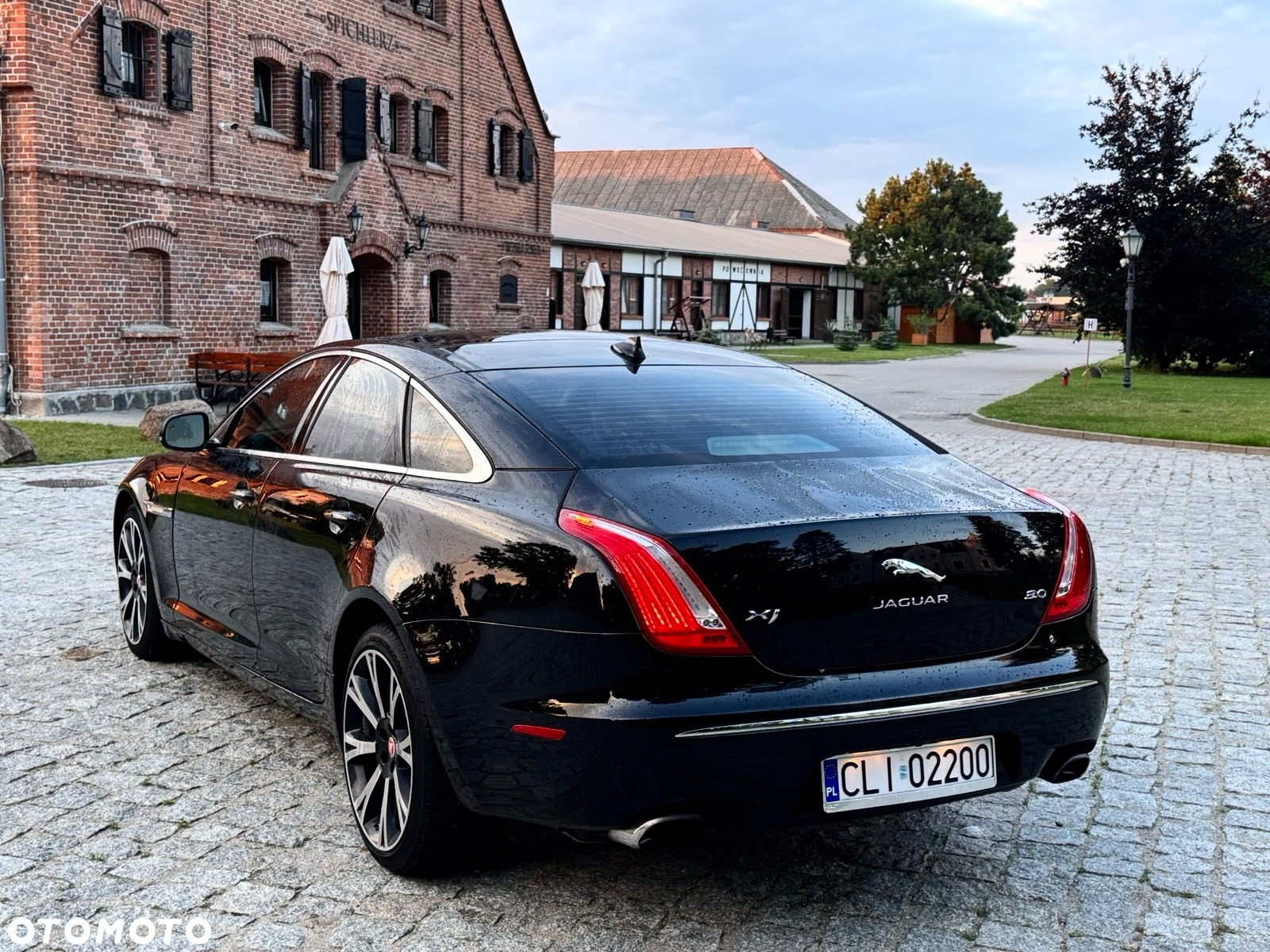 Jaguar XJ 3.0 T AWD LWB Portfolio - 21