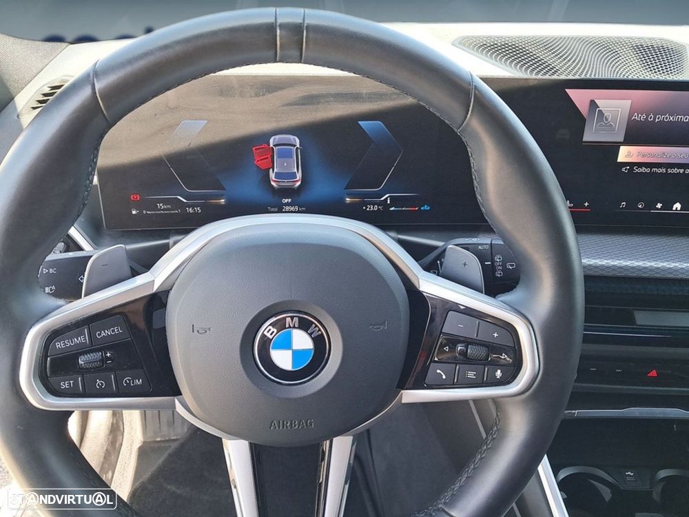 BMW 320 d Pack Desportivo M Auto - 13