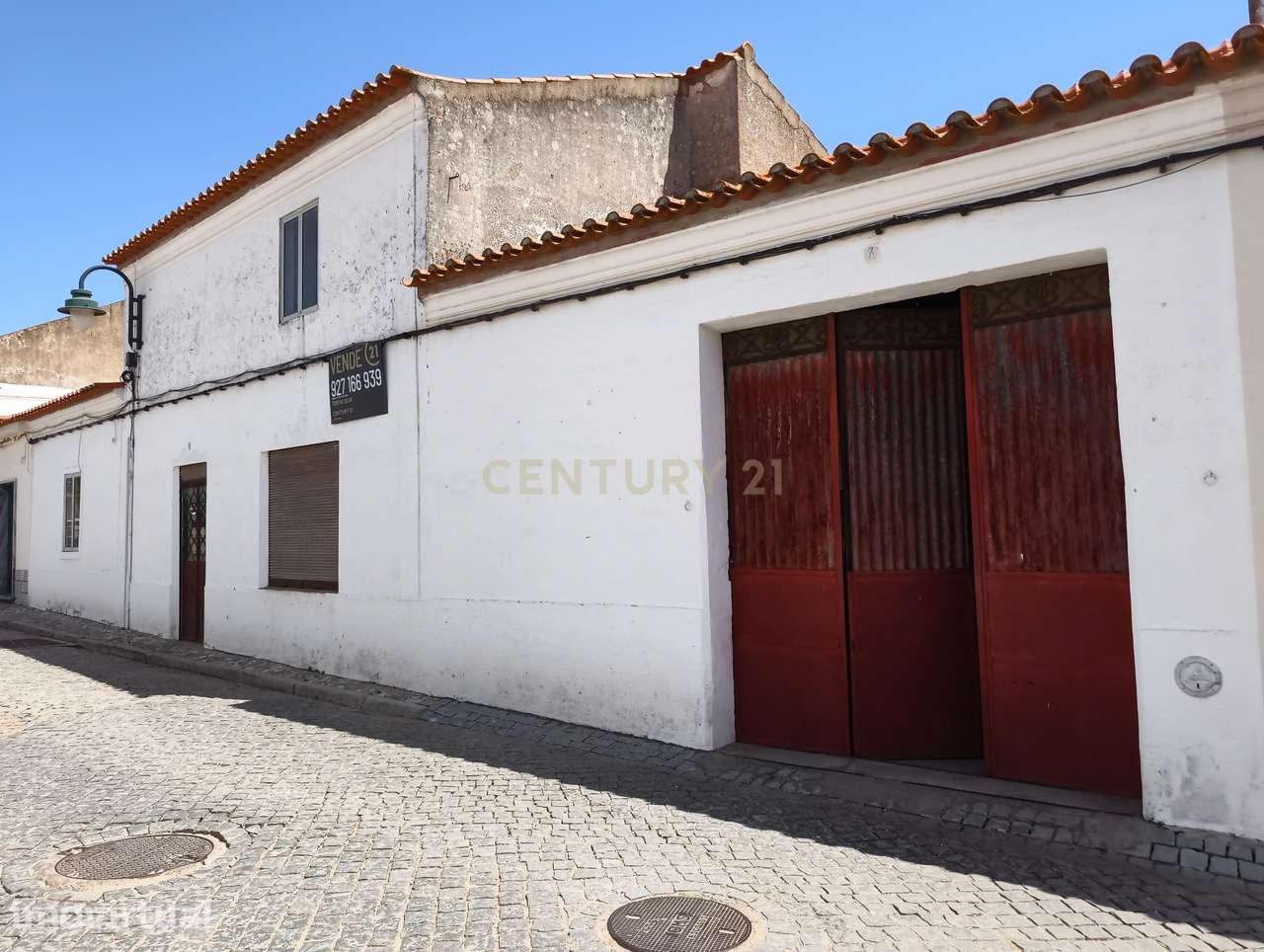 Oportunidade Única em Pias: Loja e Casão com 453,91 m²  (Junto ao Rest - Grande imagem: 2/37