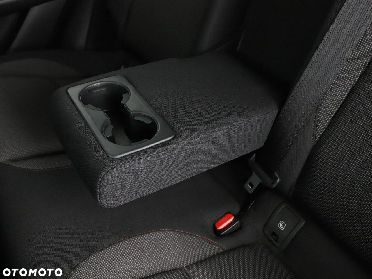 Mazda CX-30 e-SKYACTIV-G 2.0 M HYBRID 150 DRIVE HOMURA - 35
