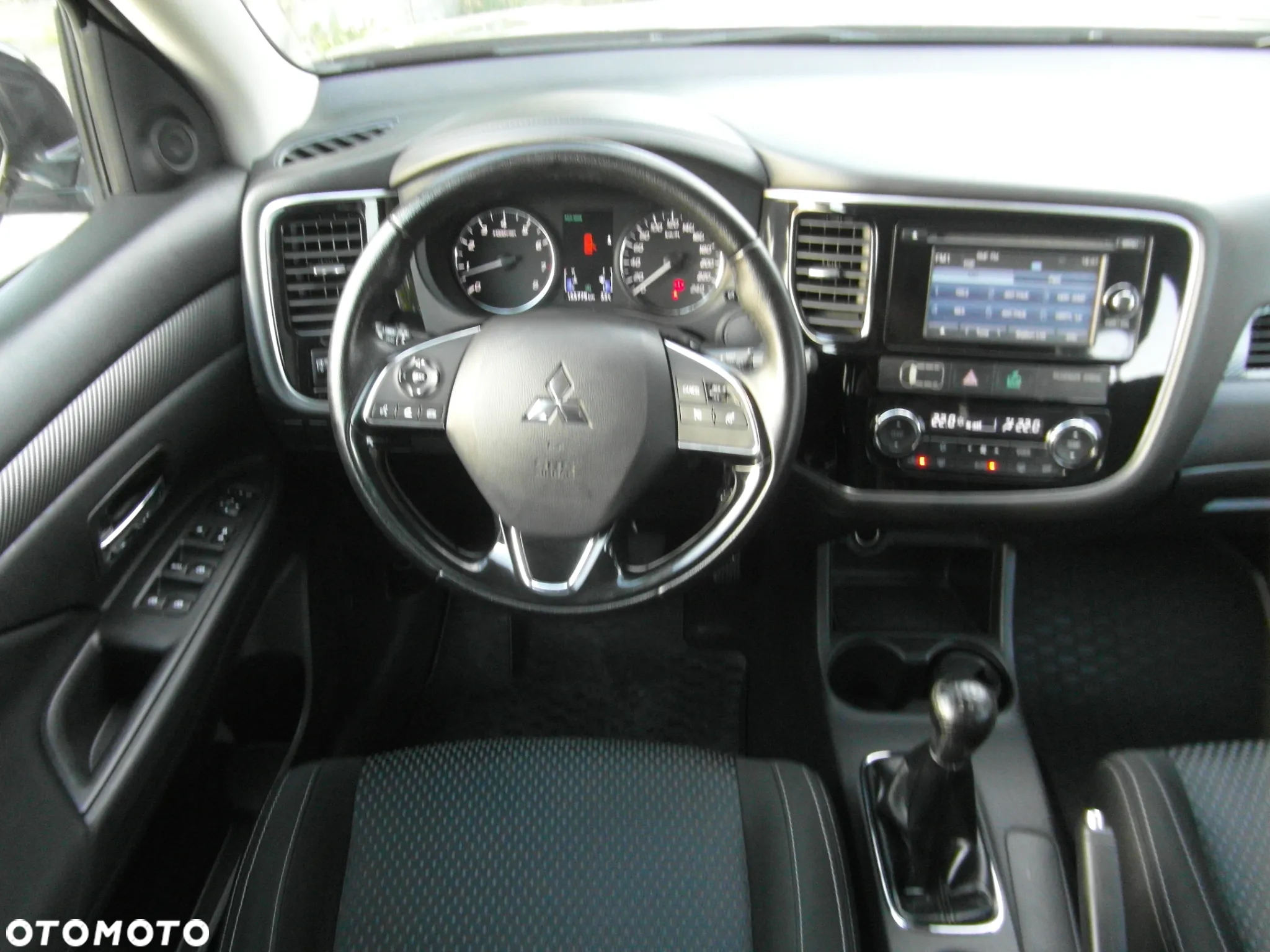 Mitsubishi Outlander 2.0 City Style 2WD - 21