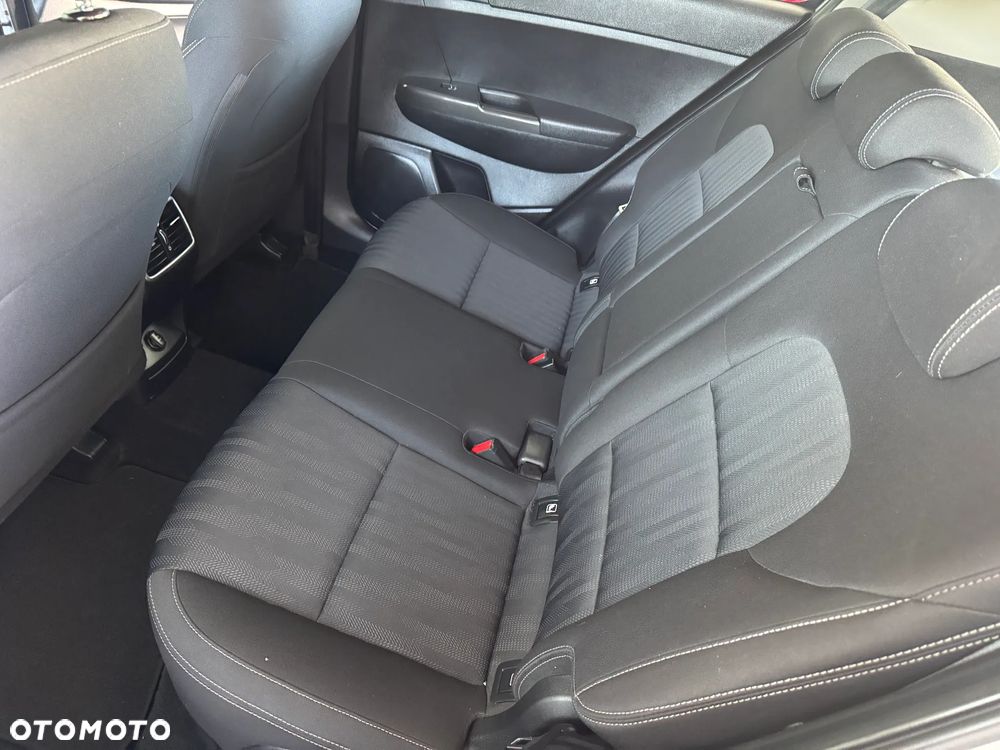 Kia Sportage - 10