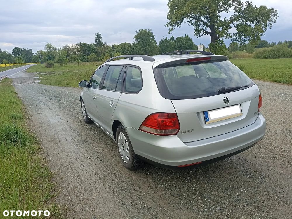 Volkswagen Golf 1.9 TDI DPF Trendline - 4