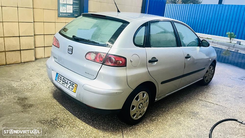 SEAT Ibiza 1.2 12V Reference - 4