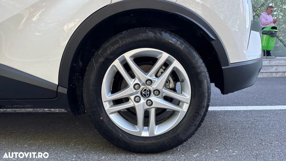 Toyota C-HR 1.8 HSD 122 CP 4x2 CVT Core - 11