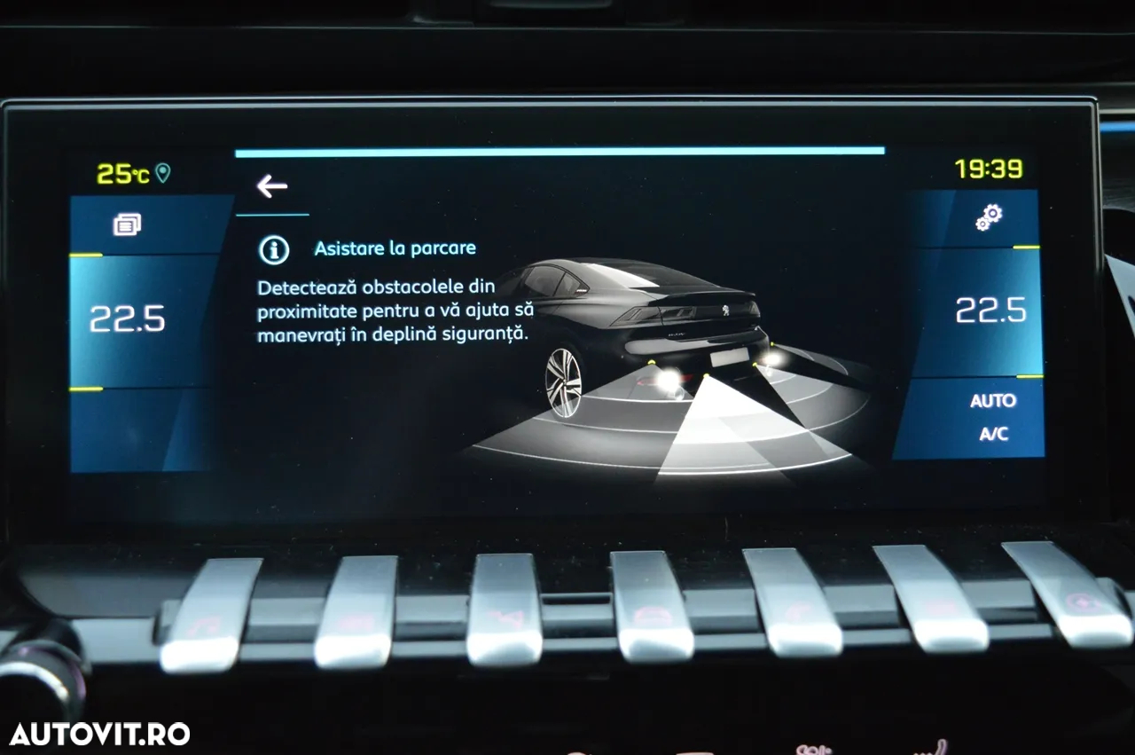 Peugeot 508 Plug-In Hybrid 360 e-EAT8 SPORT ENGINEERED - 39