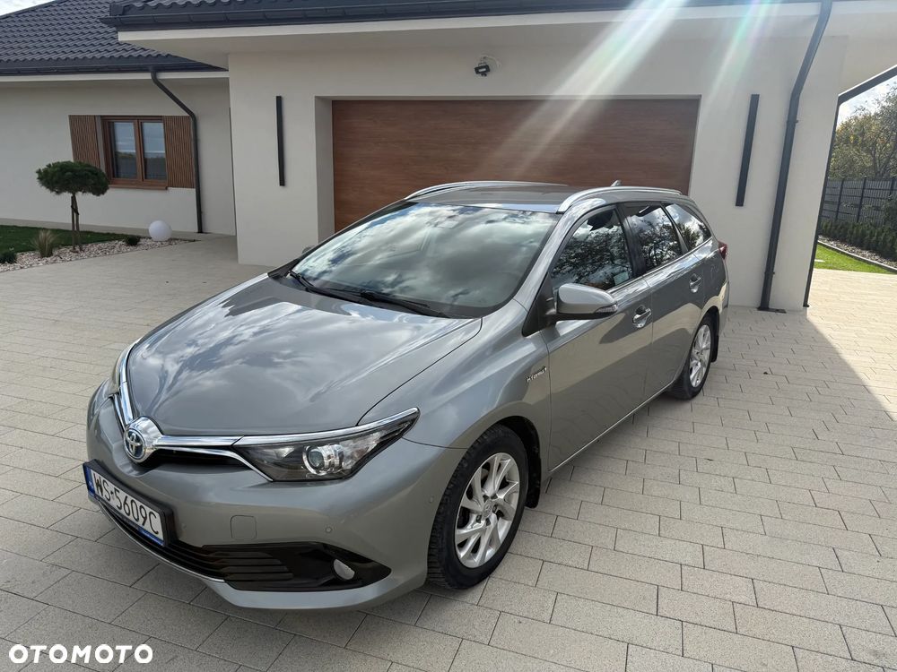 Toyota Auris - 5