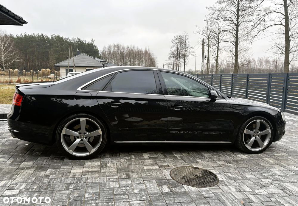 Audi A8 - 7
