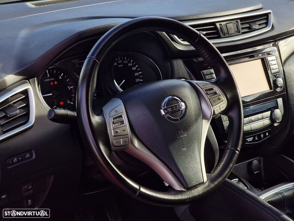 Nissan Qashqai 1.5 dCi N-Connecta - 19