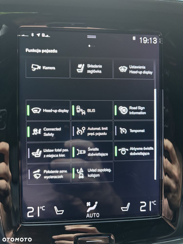 Volvo V90 D5 SCR AWD Momentum Pro - 17