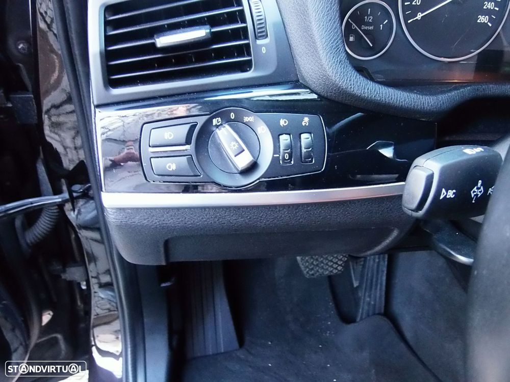 BMW X4 20 d xDrive Auto - 43