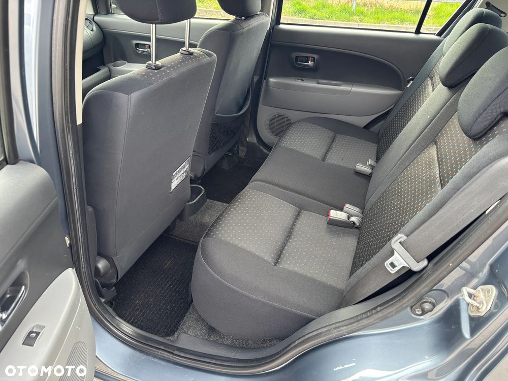 Daihatsu Sirion 1.3 - 11