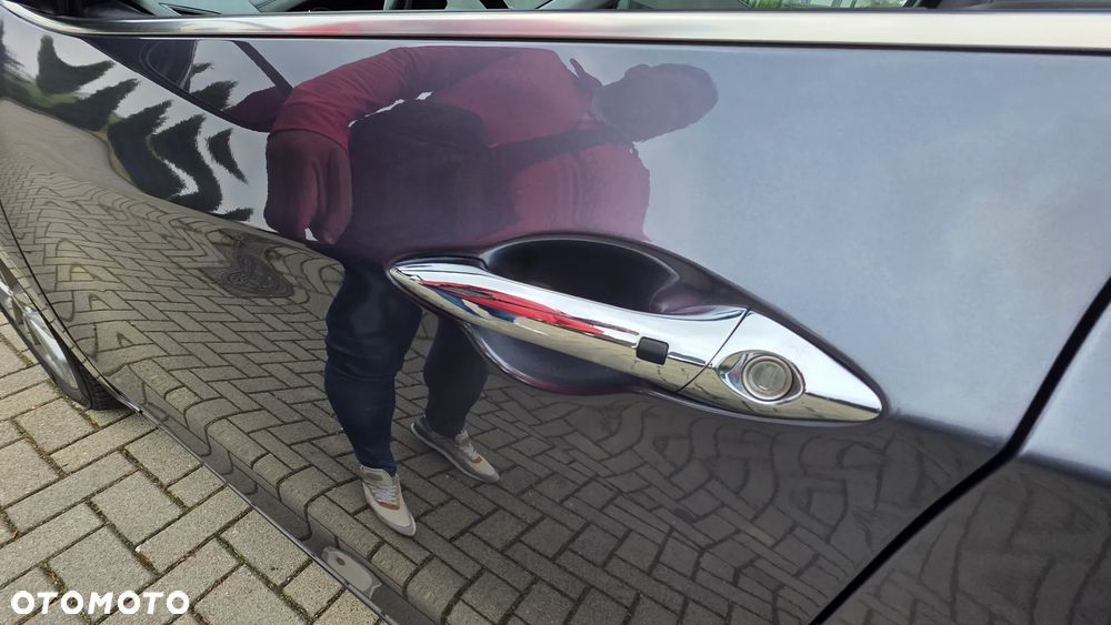 Hyundai i30 blue 1.6 CRDi Premium - 16