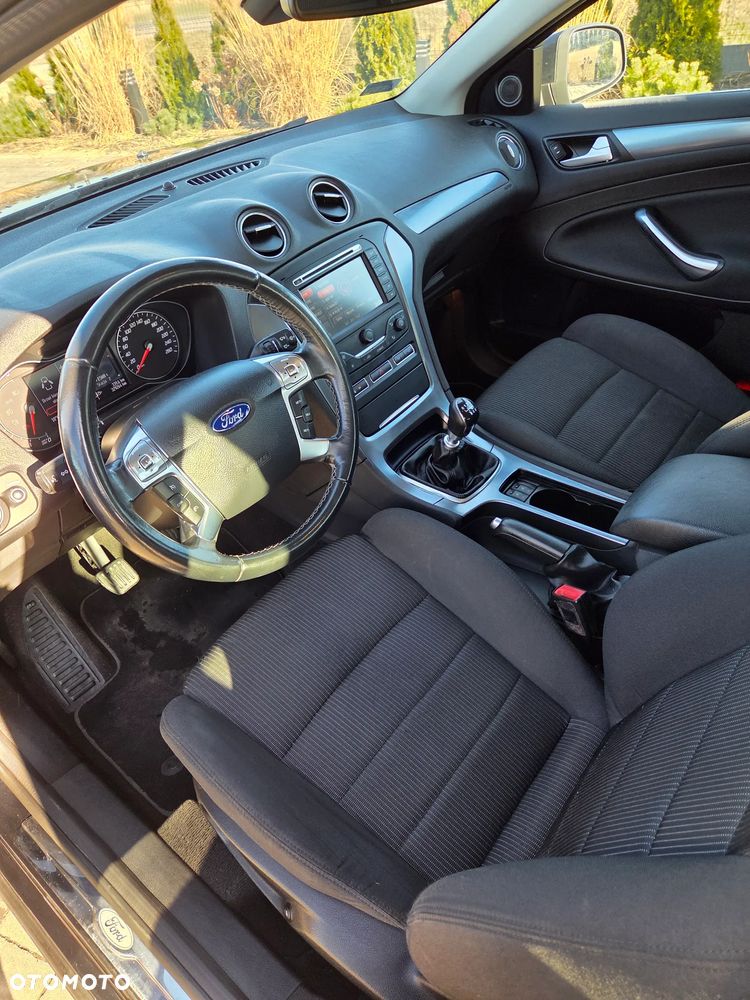 Ford Mondeo 2.0 TDCi Titanium - 9