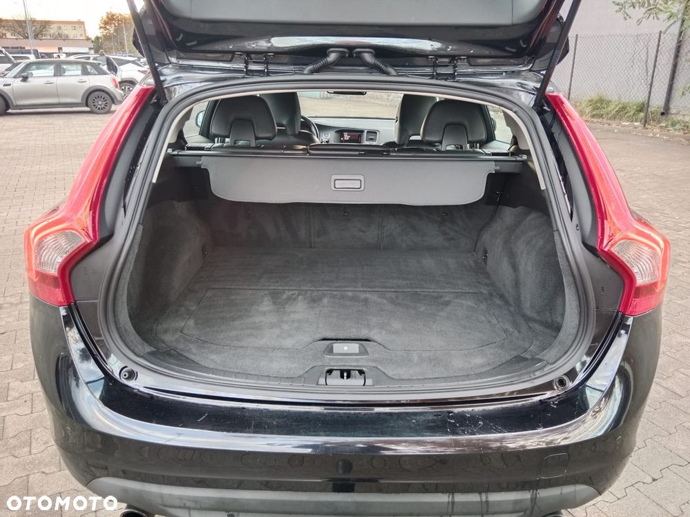 Volvo V60 - 11