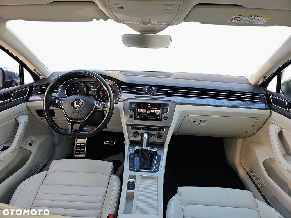 Volkswagen Passat Alltrack 2.0 TSI (BMT) 4Motion DSG - 31