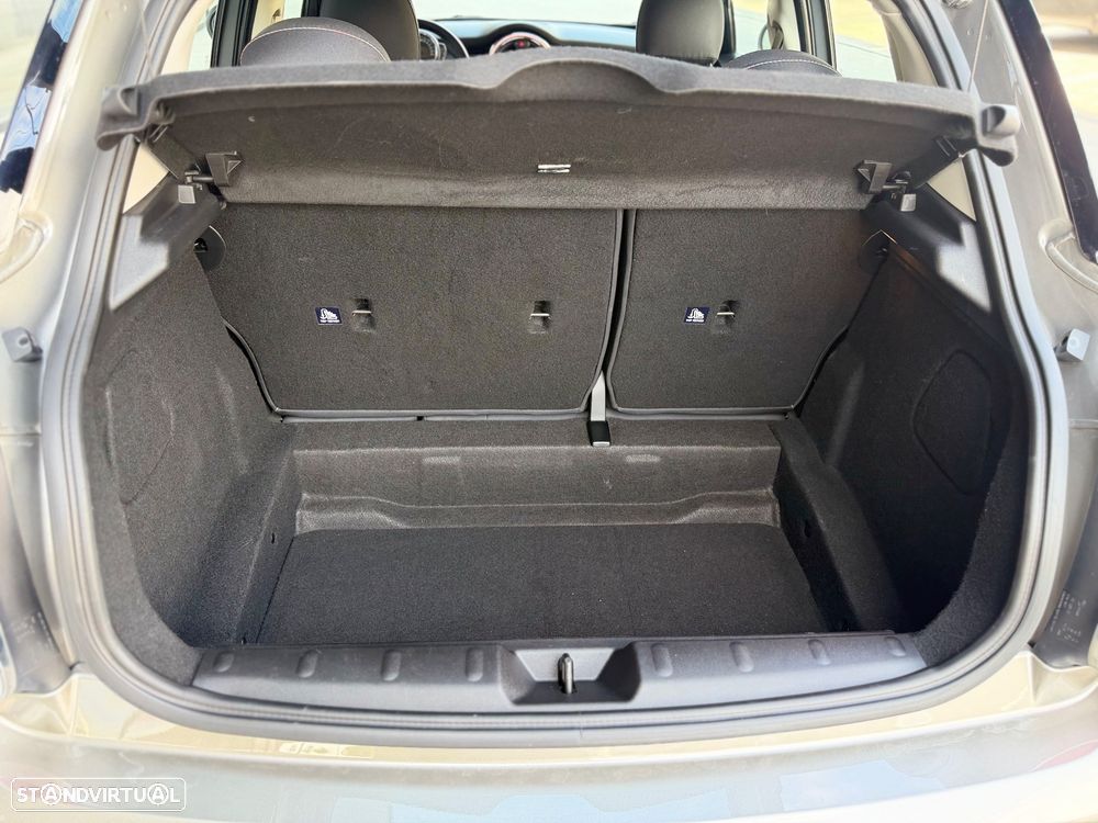 MINI 5 Portas One D - 16