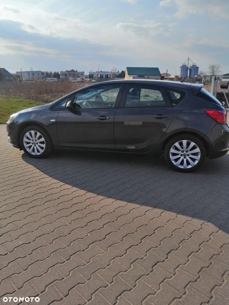 Opel Astra 1.4 Turbo Style - 6
