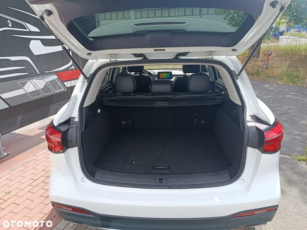 MG HS PHEV - 11