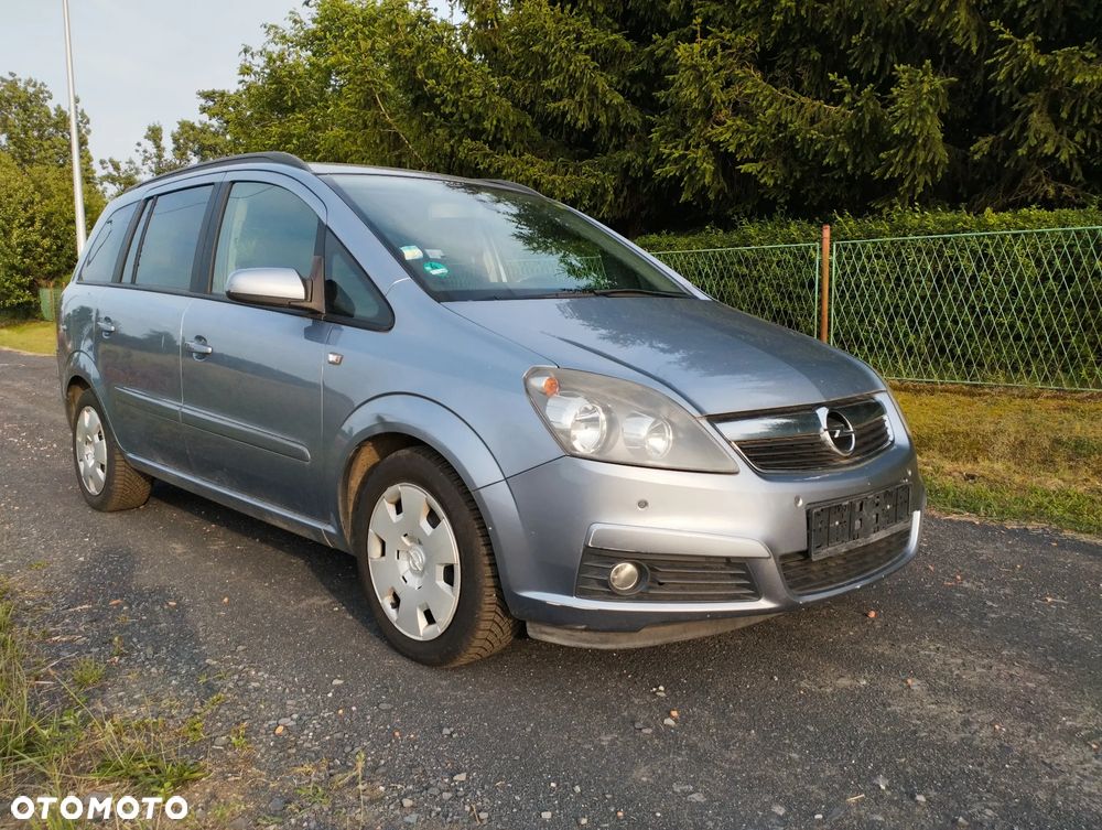 Opel Zafira - 9
