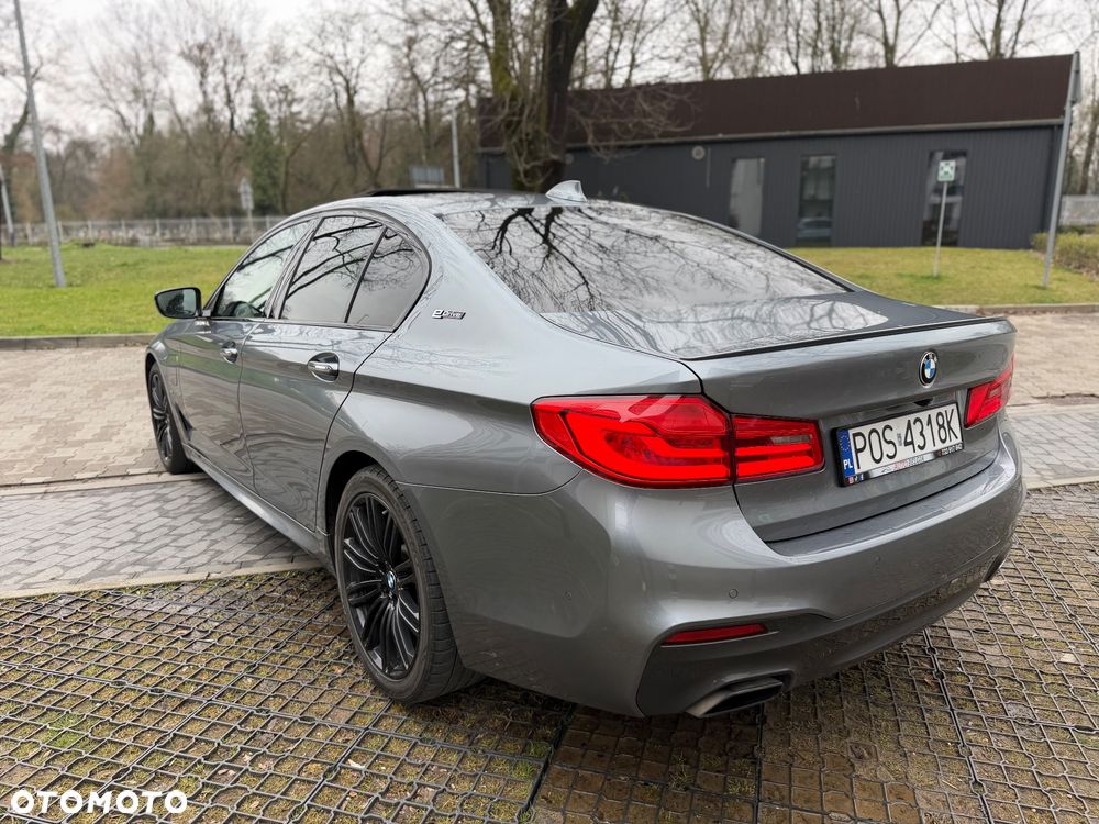 BMW Seria 5 530e iPerformance M Sport sport - 10