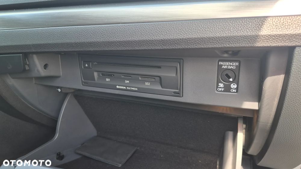 Skoda Superb 2.0 TDI Style - 7