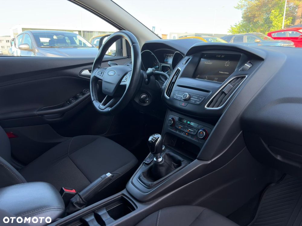 Ford Focus 1.5 EcoBoost Trend ASS - 28