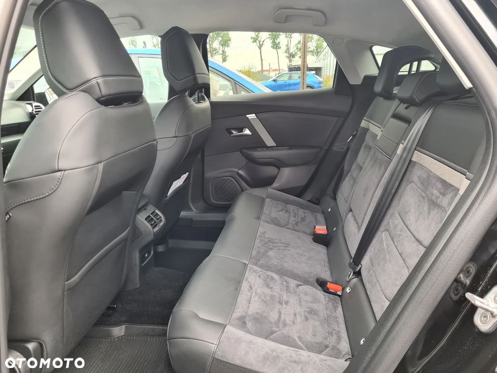 Citroën C4 1.2 PureTech Max S&S EAT8 - 22
