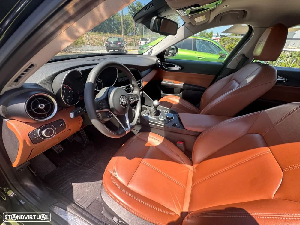 Alfa Romeo Giulia 2.2 Super - 15