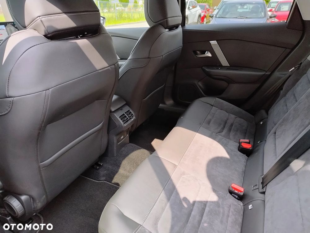 Citroën C4 1.2 PureTech Max S&S EAT8 - 37