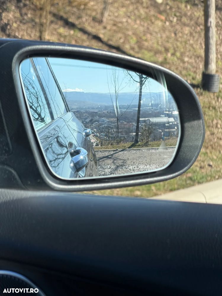 Mercedes-Benz GLC 350 e 4Matic 7G-TRONIC AMG Line - 29