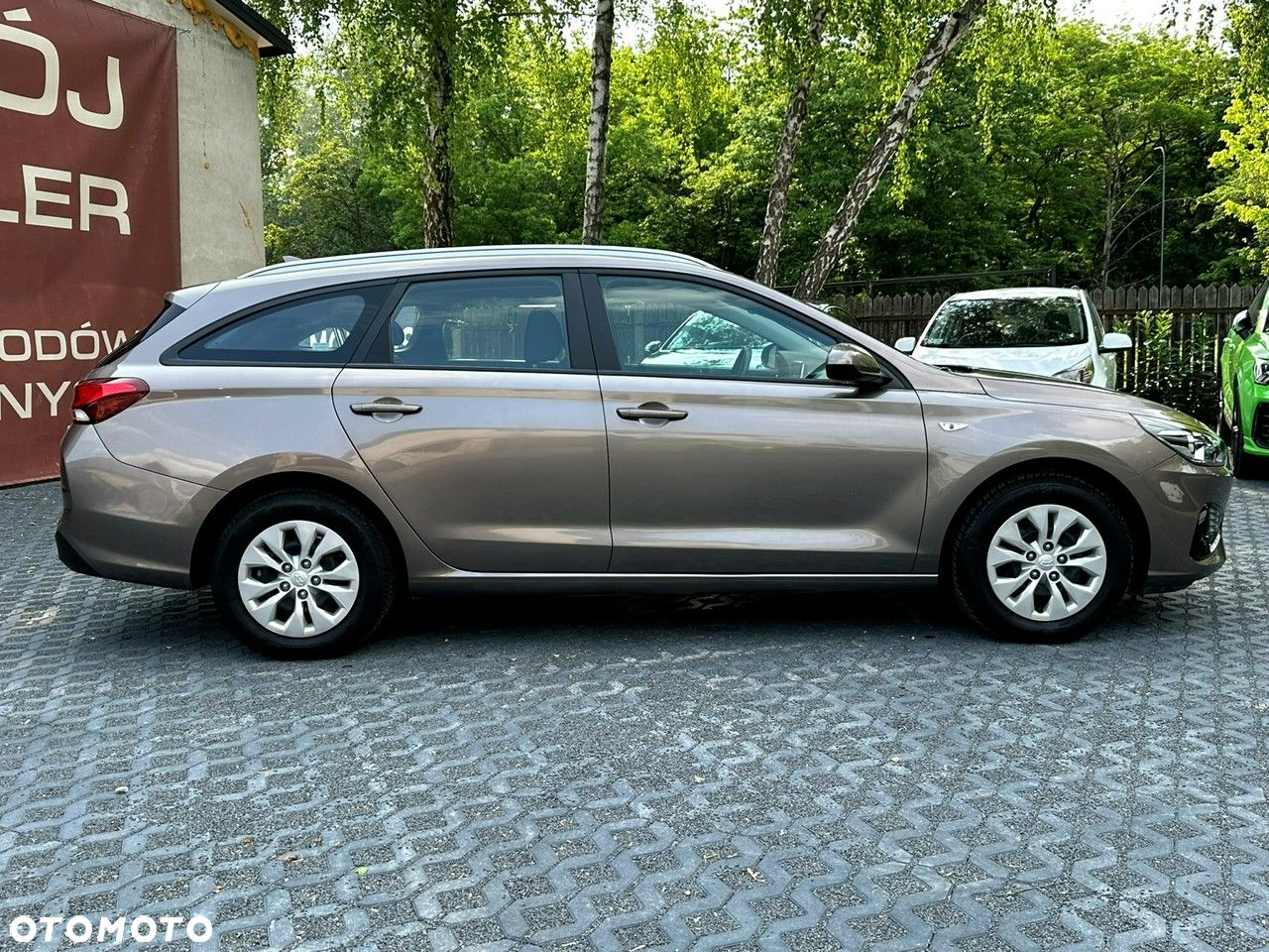 Hyundai i30 1.5 DPI Classic + - 9