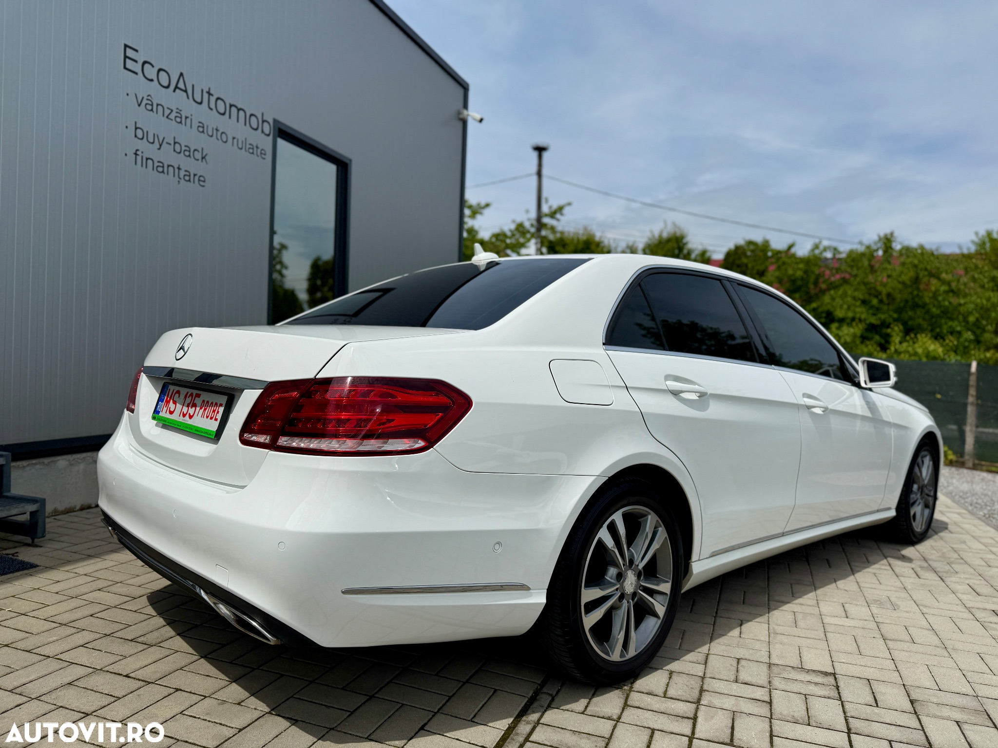 Mercedes-Benz E 220 BlueTEC 9G-TRONIC Avantgarde - 2