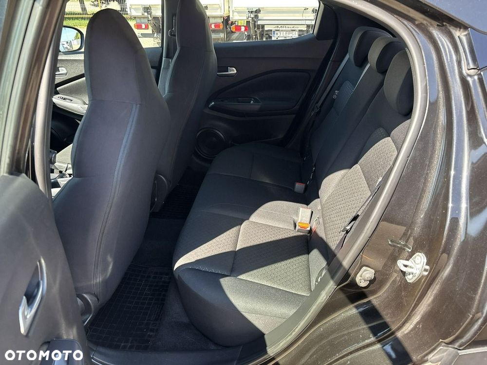 Nissan Juke 1.0 DIG-T Acenta - 19