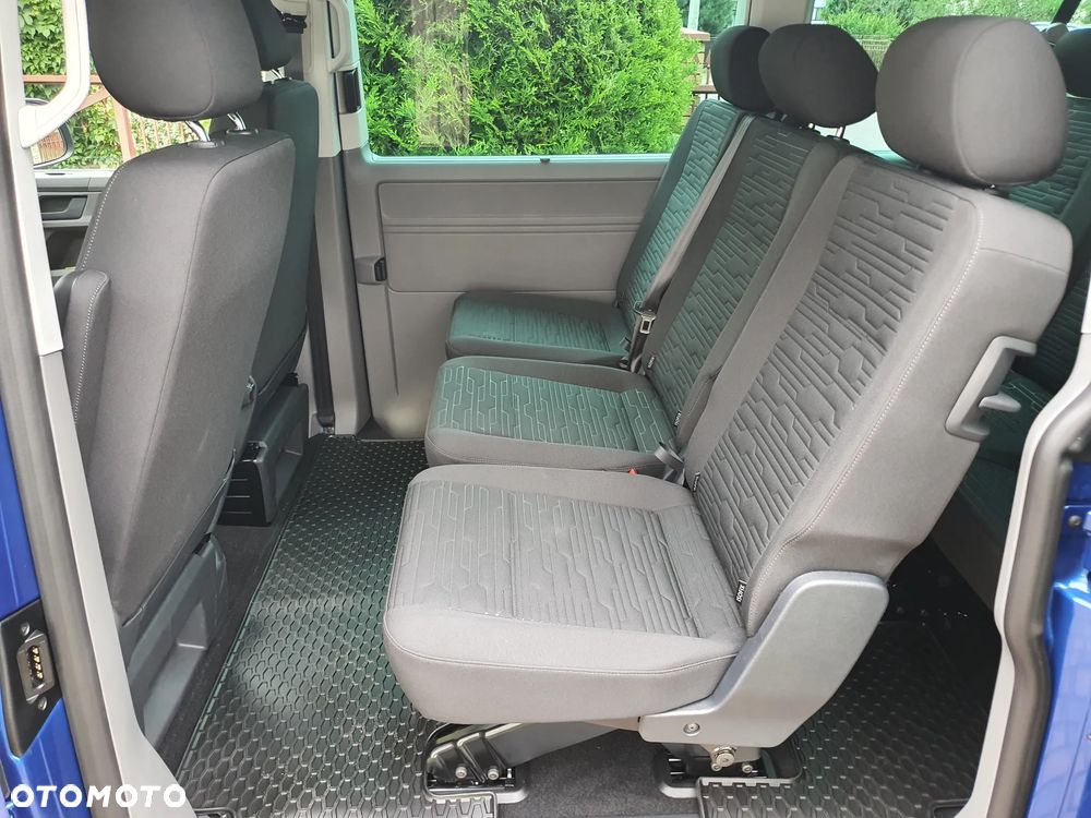 Volkswagen Caravelle - 12