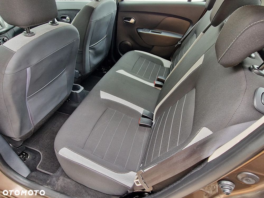 Dacia Sandero Stepway Blue dCi 95 Essential - 10