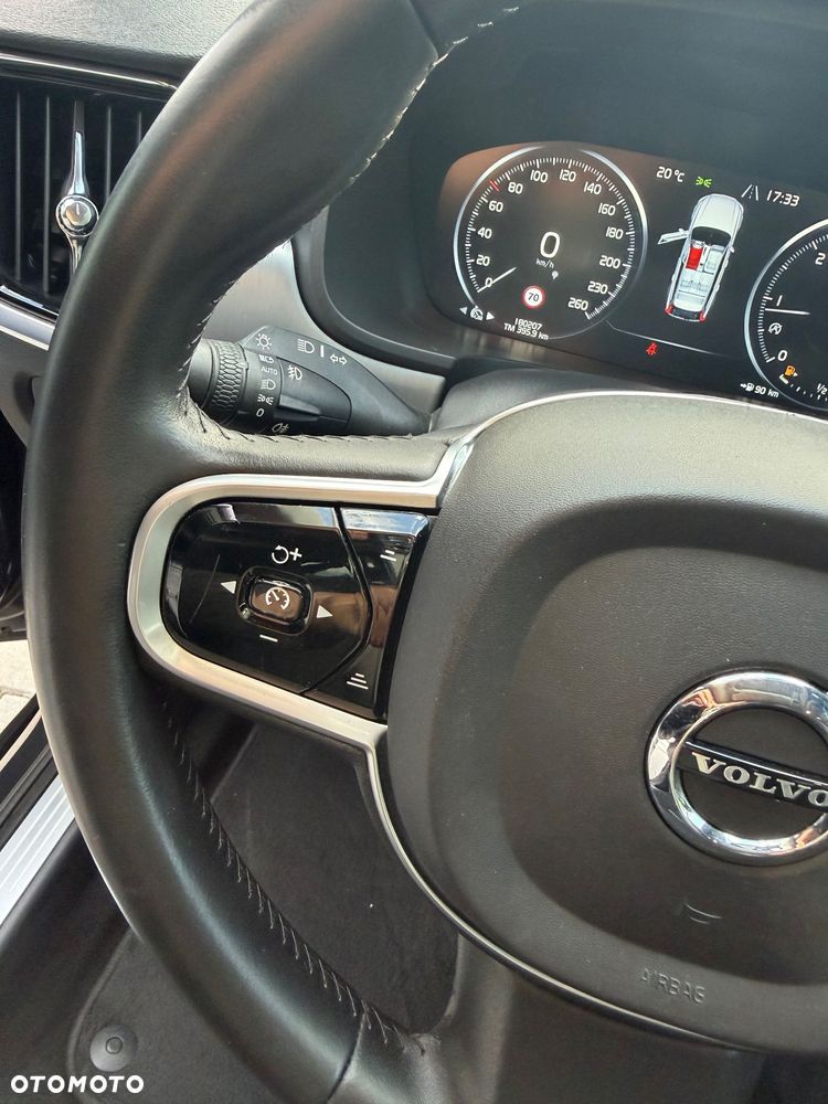 Volvo V90 D4 Geartronic Momentum - 29