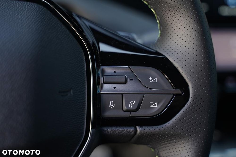 Peugeot 308 1.2 mHEV GT S&S e-DCS6 - 16