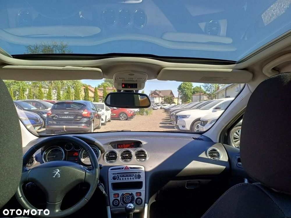 Peugeot 308 120 VTi Premium - 29