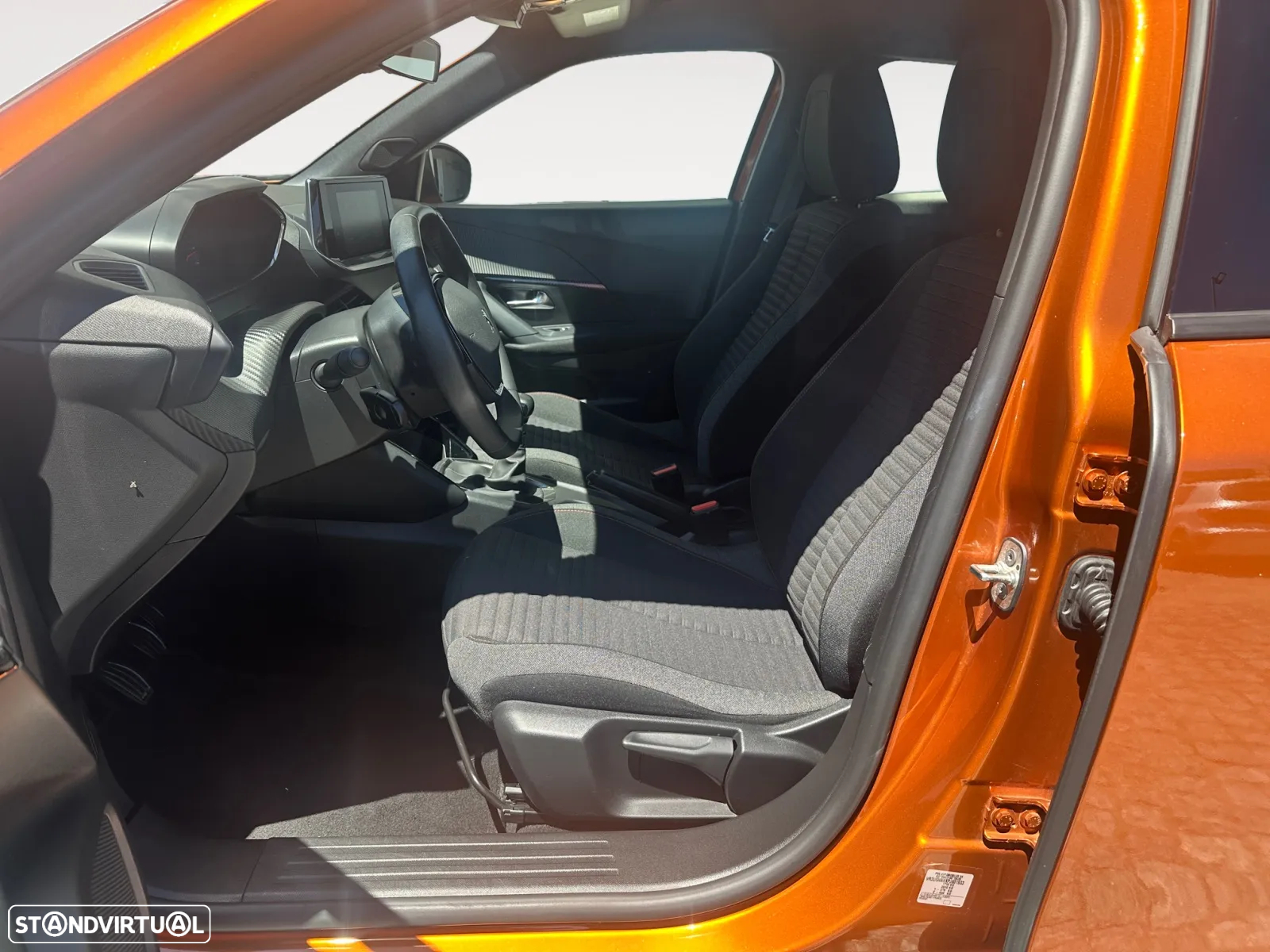 Peugeot 2008 1.2 PureTech Active Pack - 10