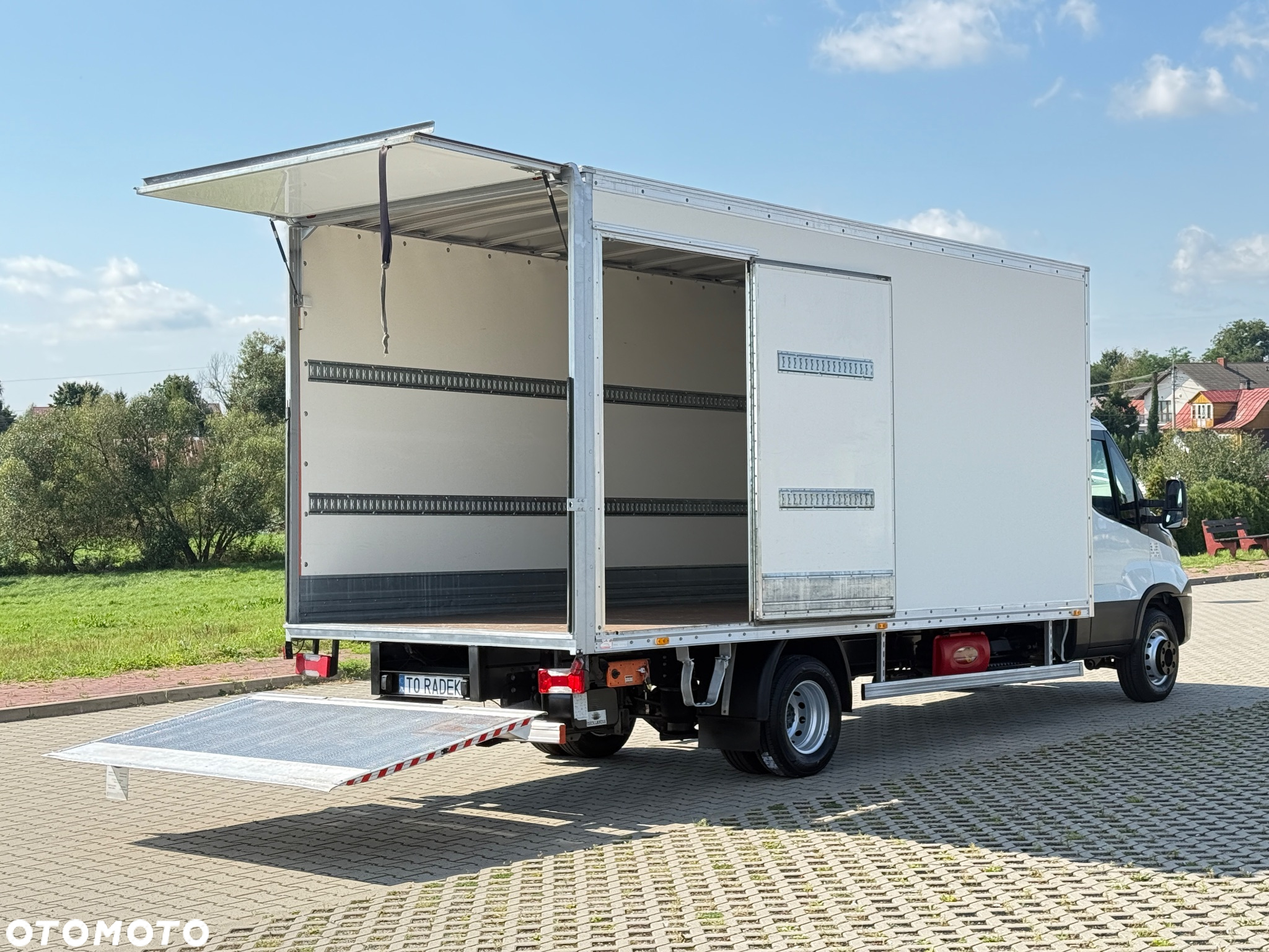 Iveco DAILY 70-180 180KM * 10 E.Palet Kontener +Winda 1000KG IDEALNY STAN!!! - 24