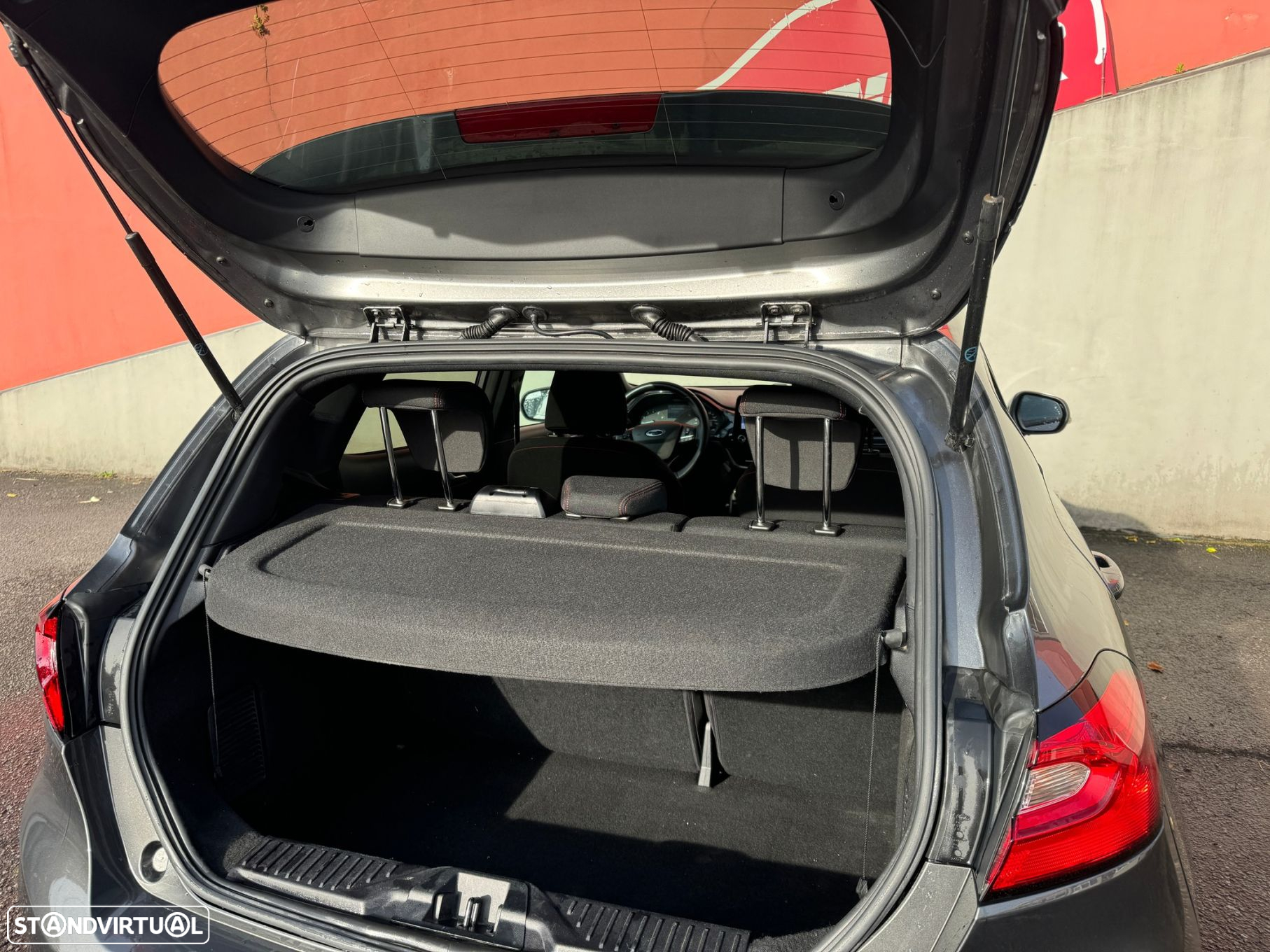 Ford Fiesta 1.0 EcoBoost ST-Line - 12