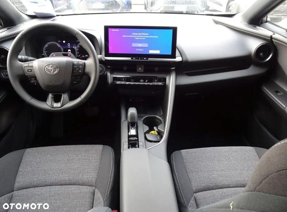 Toyota C-HR - 11