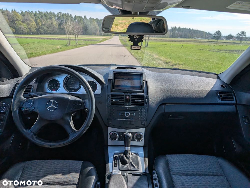 Mercedes-Benz Klasa C 320 CDI Avantgarde 4-Matic - 9