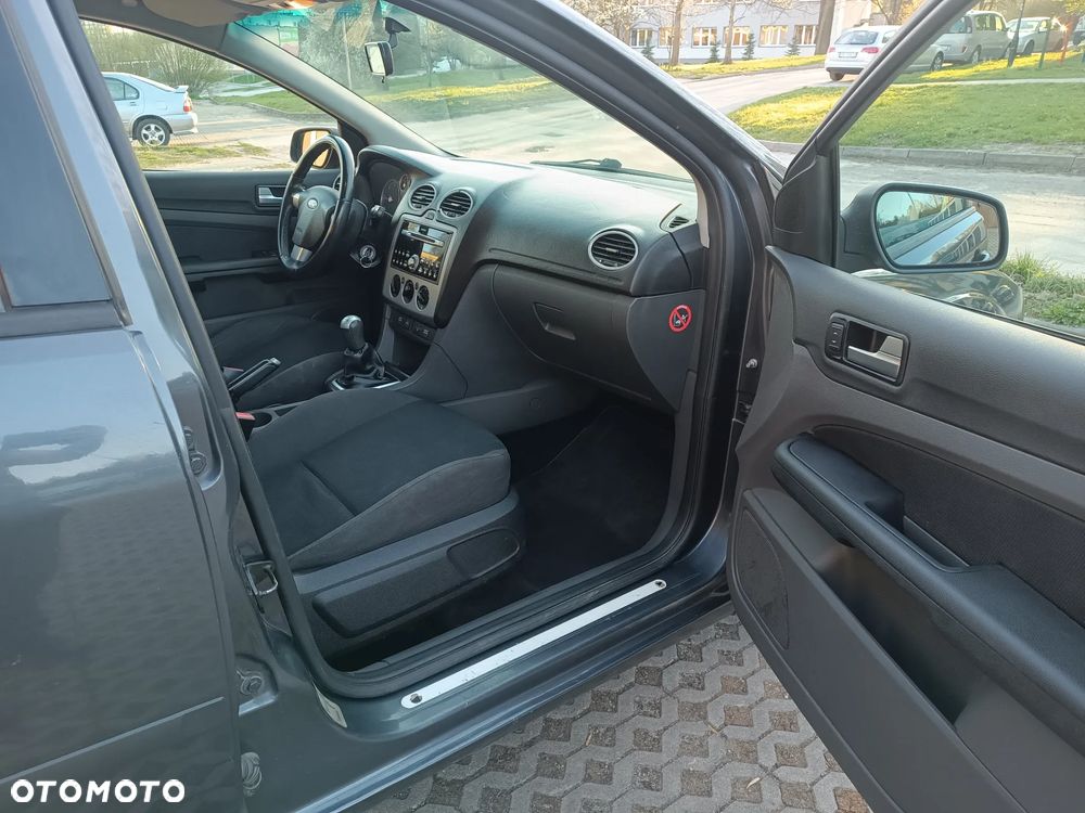 Ford Focus 1.8 TDCi Titanium - 6